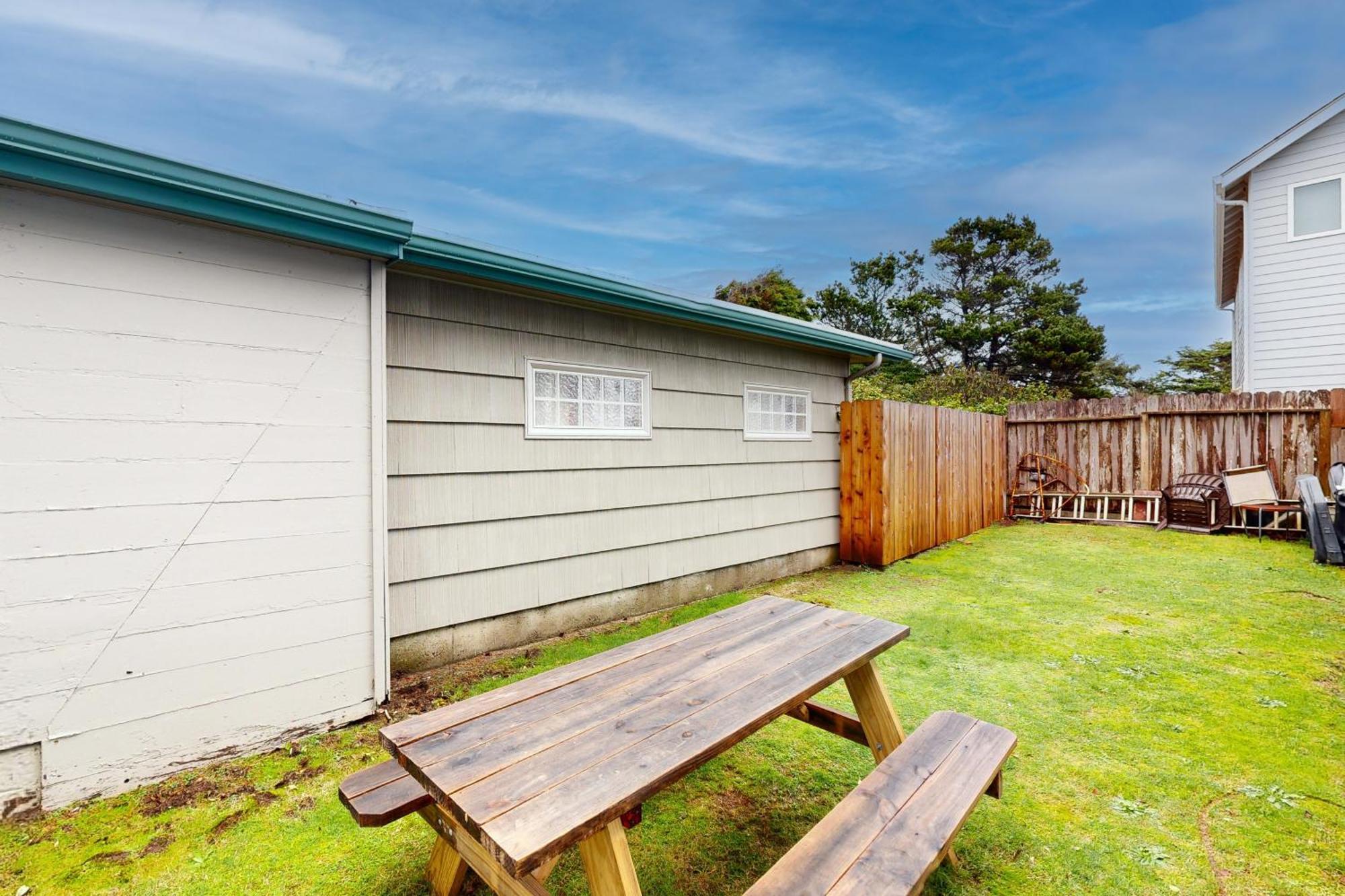 Blue Pacifica Villa Newport Exterior photo